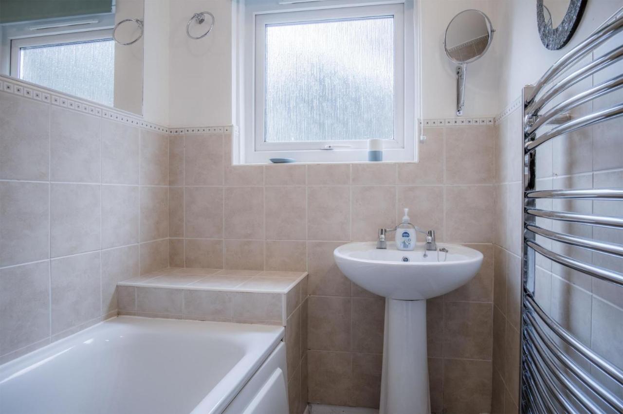 Glenvale - 2 Bedroom Apartment - Saundersfoot Esterno foto