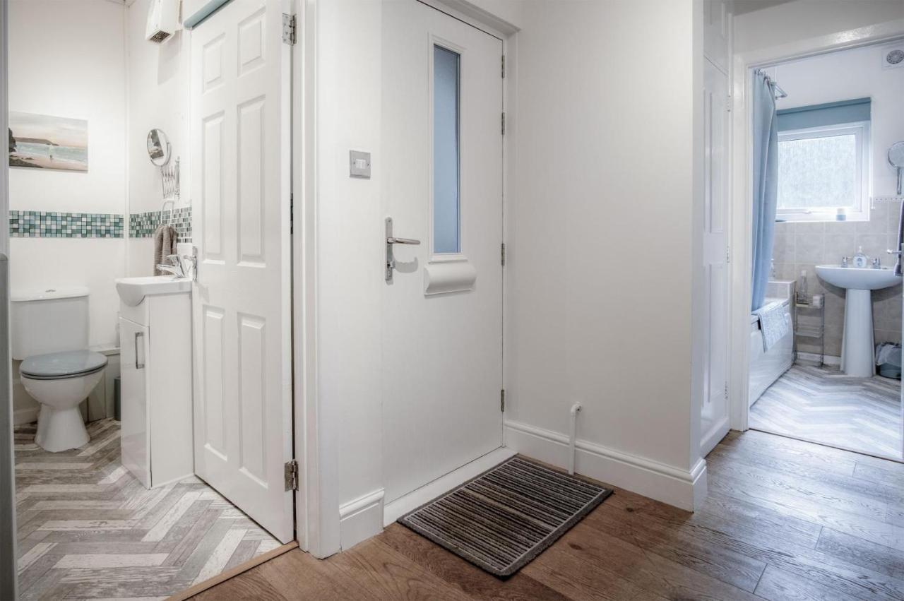 Glenvale - 2 Bedroom Apartment - Saundersfoot Esterno foto